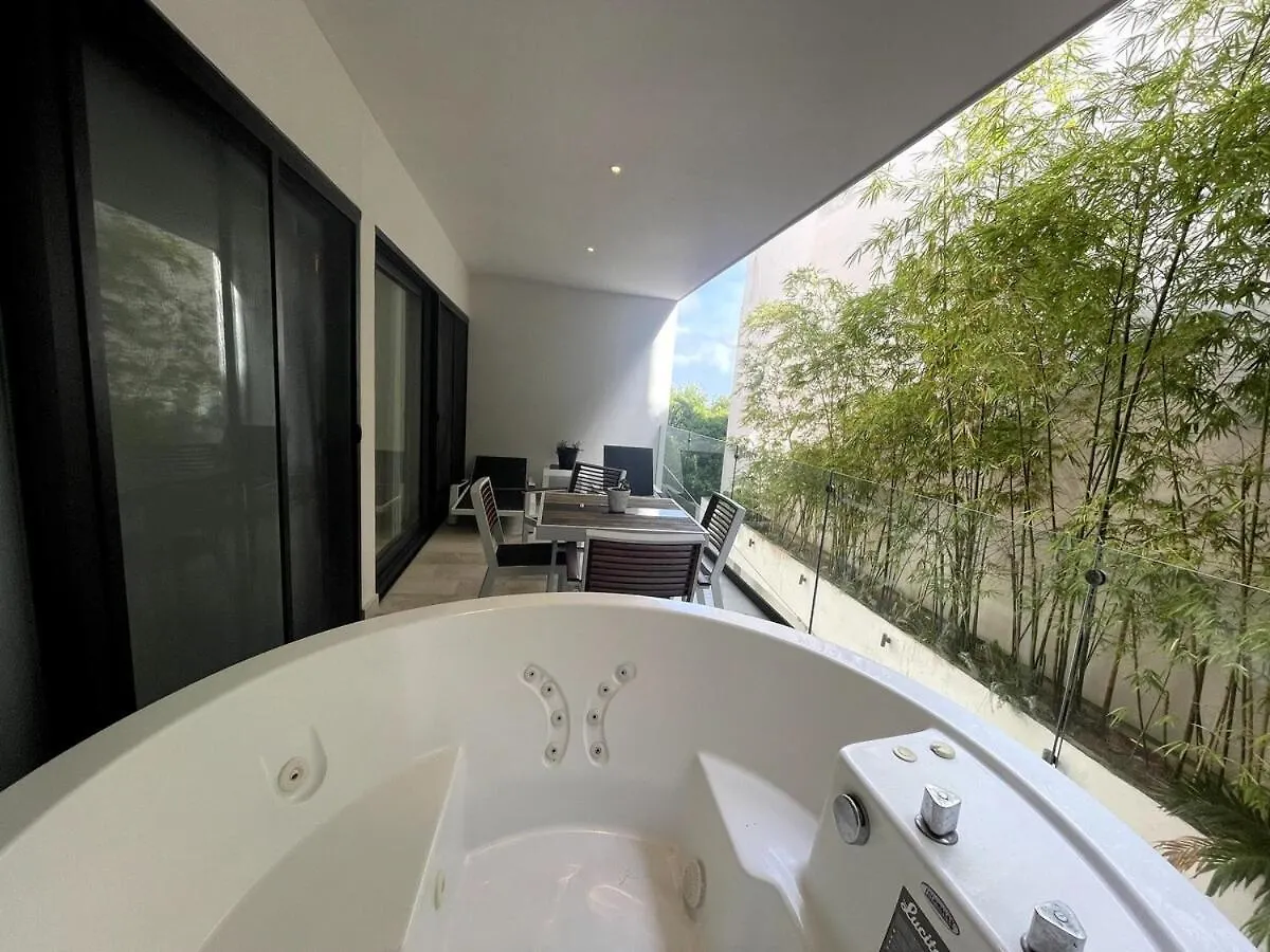 Lejlighed 5Th Avenue Quiet Luxury With Jacuzzi Beachfront Playa del Carmen